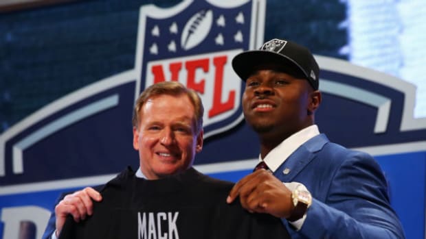 mack.jpg